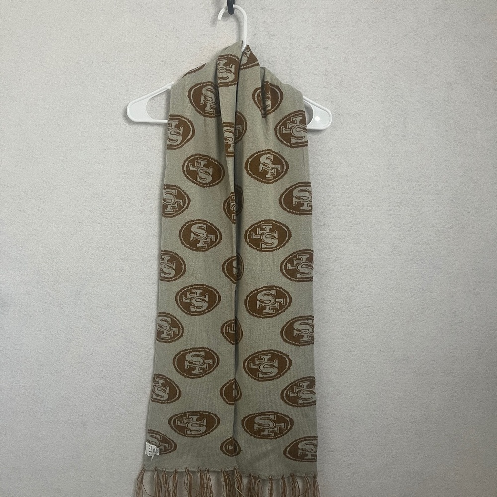 WEAR by Erin Andrews San Fancisco 49ers Scarf - Picture 1 of 5